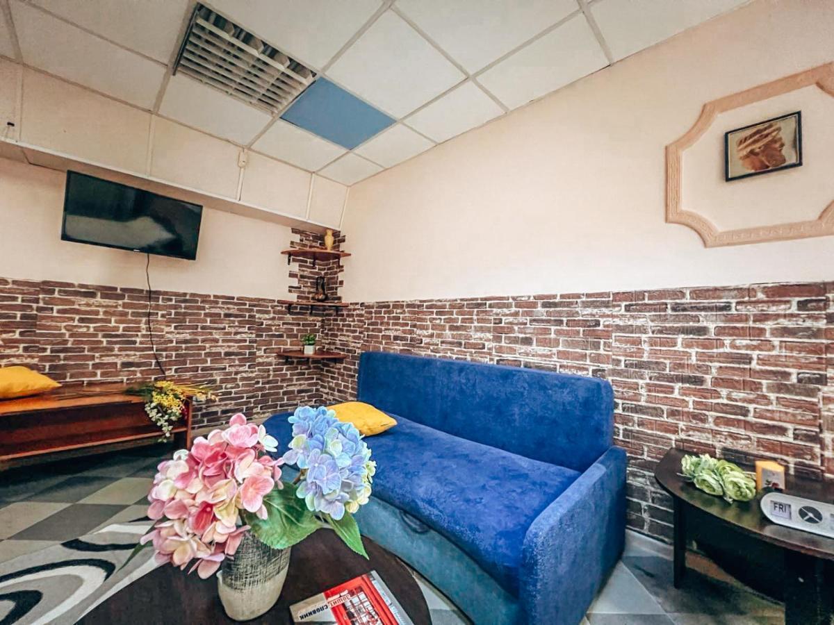 Guest House On Saksahanskoho Street Kiev Exterior foto