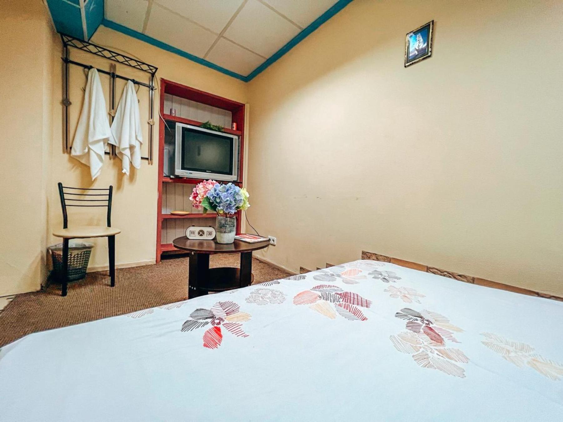 Guest House On Saksahanskoho Street Kiev Exterior foto